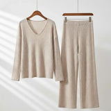 Lorenza™ | Ribbed V-neck two-piece lounge set
