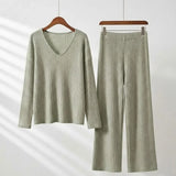 Lorenza™ | Ribbed V-neck two-piece lounge set