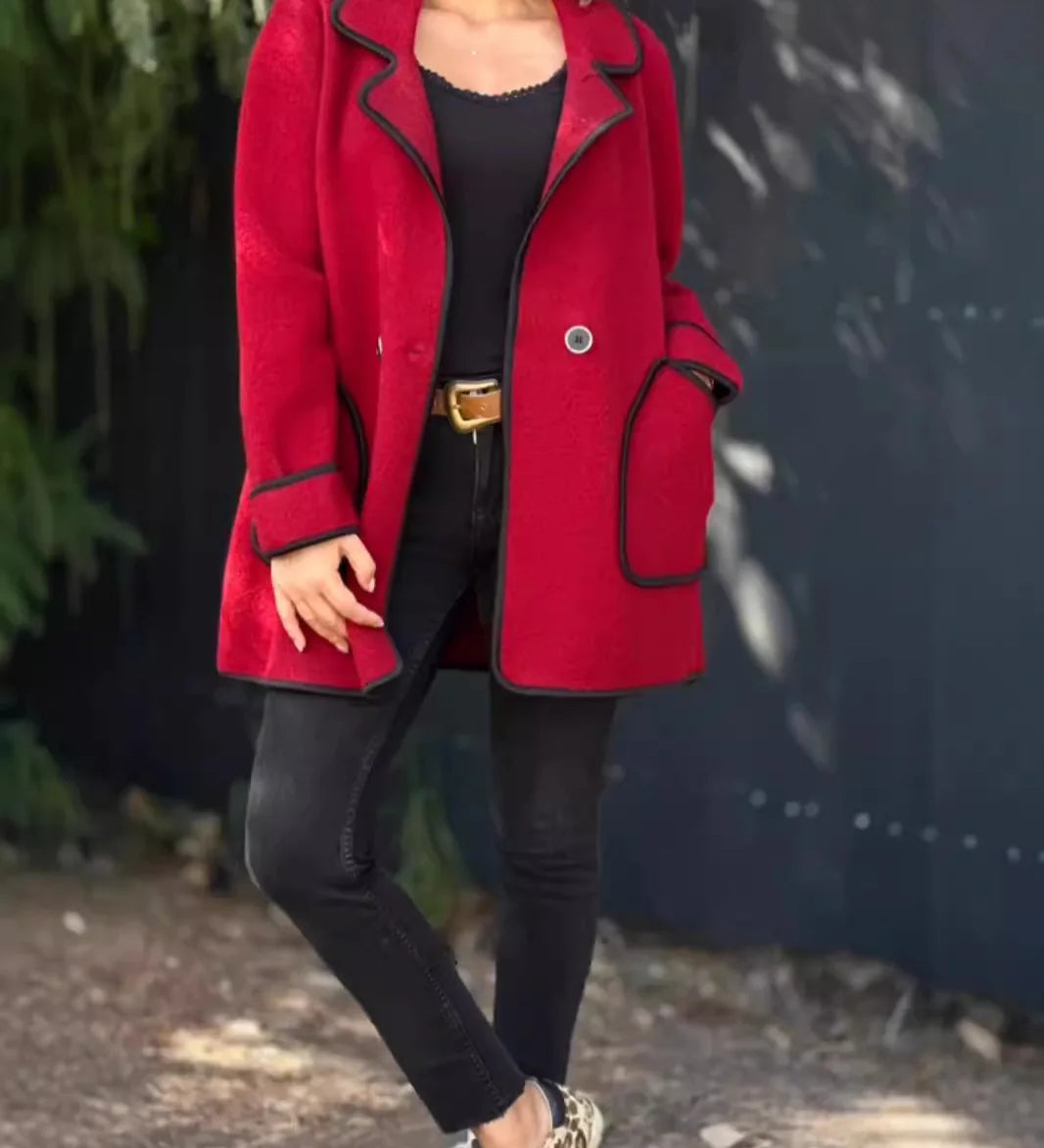 Bambi™ | Elegant Contrast Wool Coat