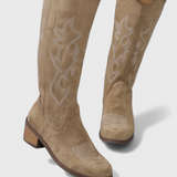 Skye™ | Rustic Elegance and Comfort