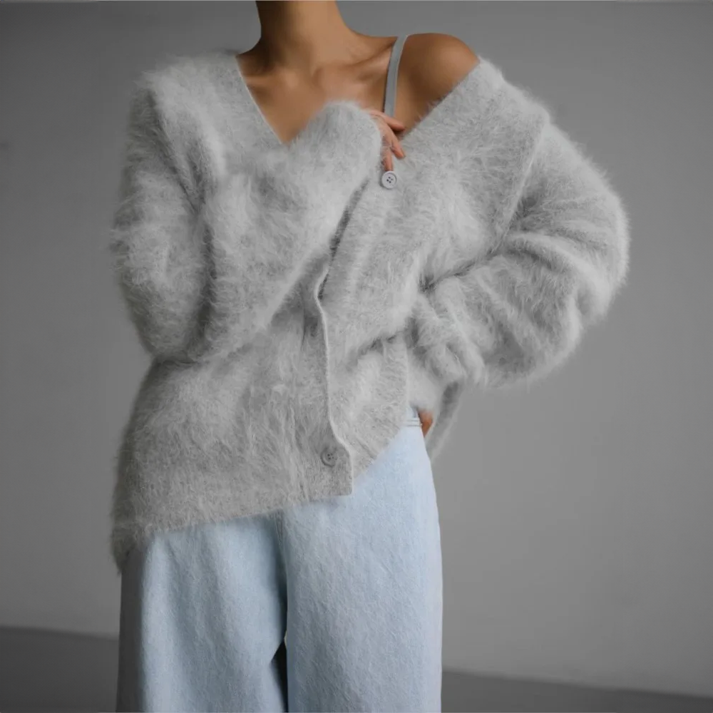 Char - Comfortable Cardigan