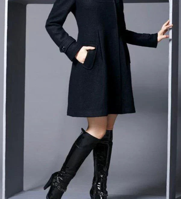Monty™ | Elegant Warm A-Line High-Neck Winter Coat