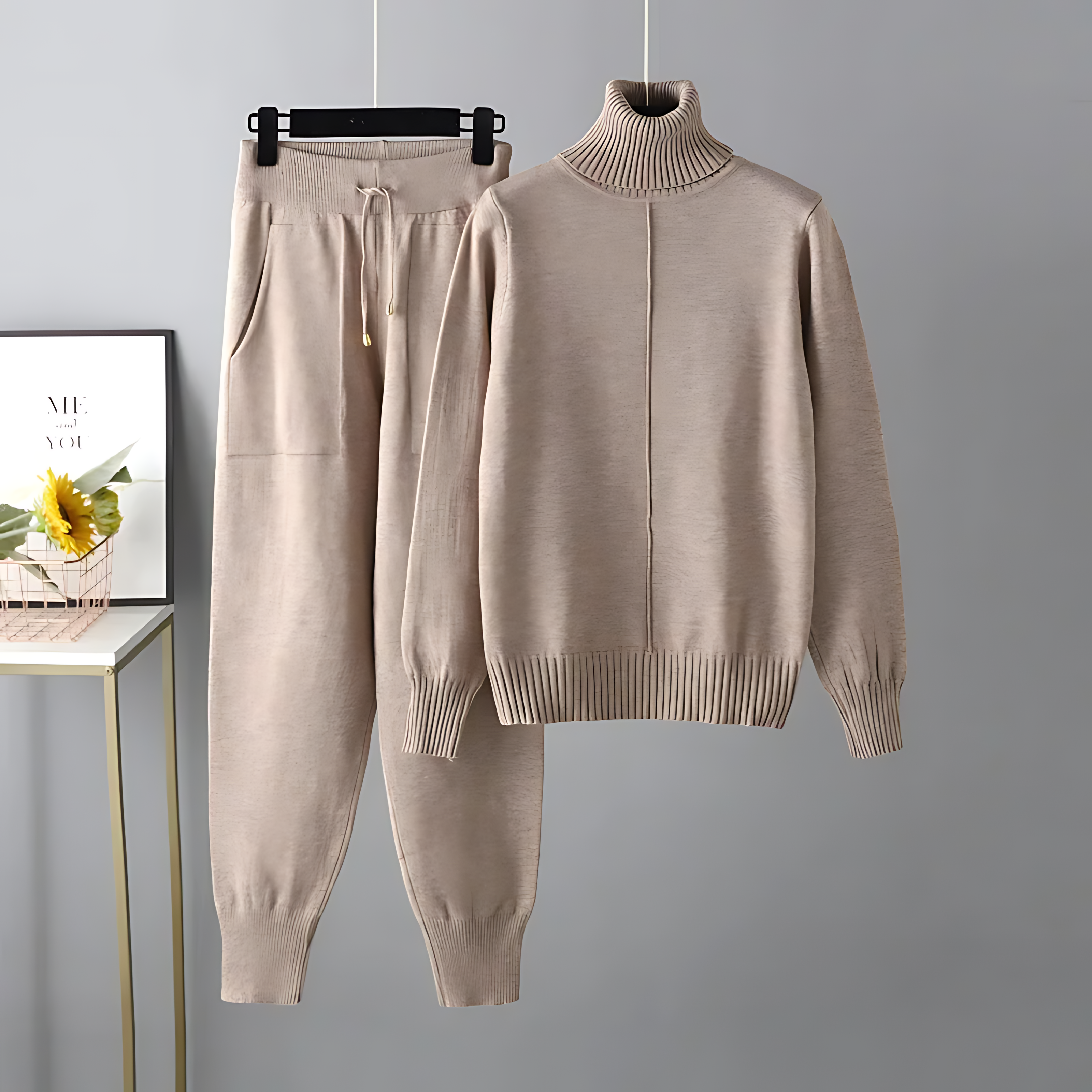Avril™ | Elegant and Comfortable Rolled Collar Set